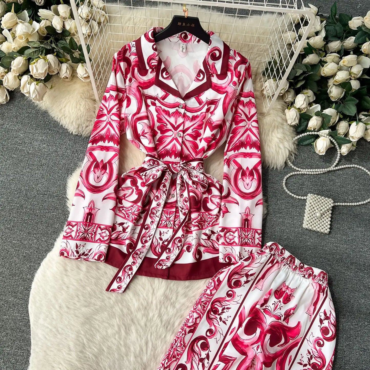 مجموعة مطبوعات البلاط الأزرق من Artful Elegance 