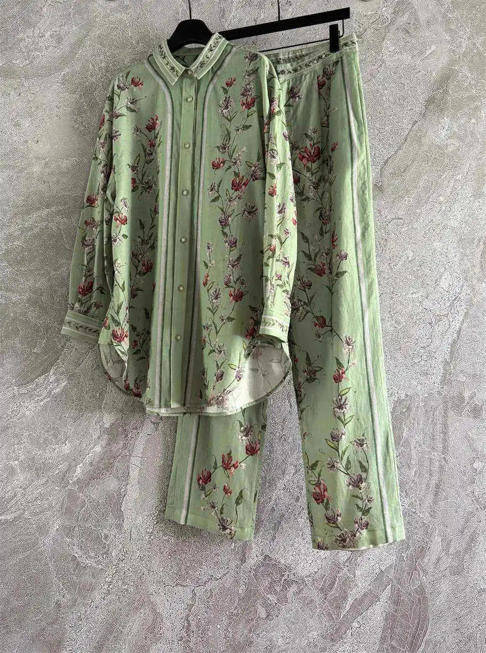 بذلة زهر العسل