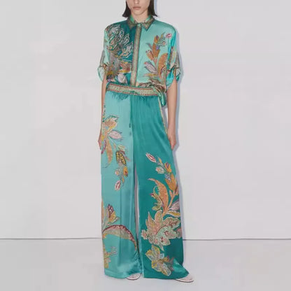 طقم قميص ريترو وبنطال واسع الساق