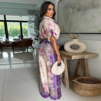 بذلة أنيقة برقبة منخفضة